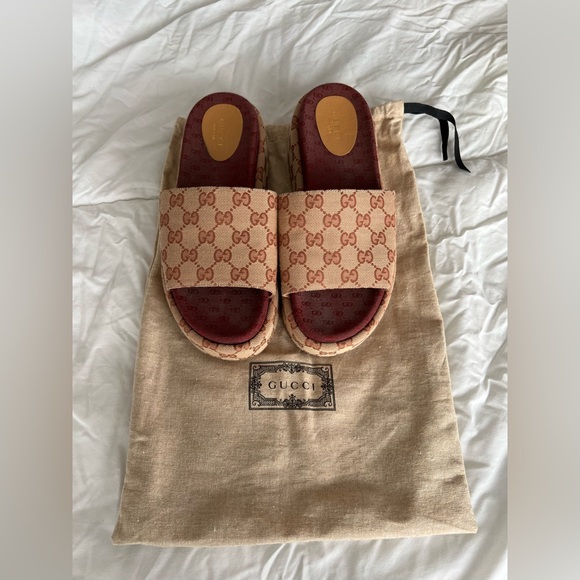 Gucci GG Supreme Platform Sandal Dark Red (Women's) - Picture 1 of 6